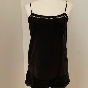 Equipment tank top